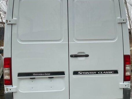 2017 Mercedes-Benz Sprinter Classic, белый, 2750000 рублей, вид 4