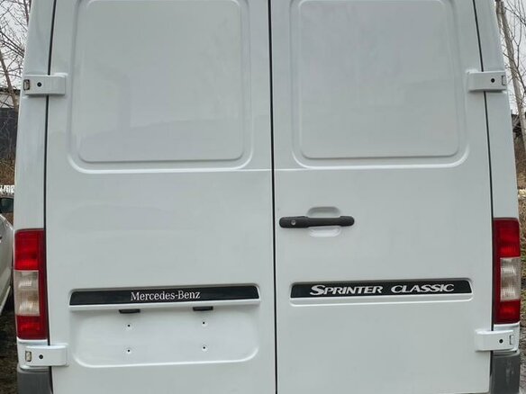 2017 Mercedes-Benz Sprinter Classic, белый, 2750000 рублей - вид 3
