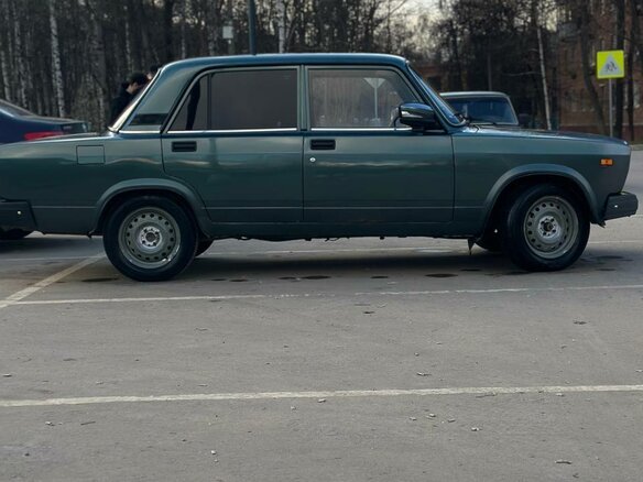 2010 Lada (ВАЗ) 2107, зелёный, 240000 рублей - вид 2