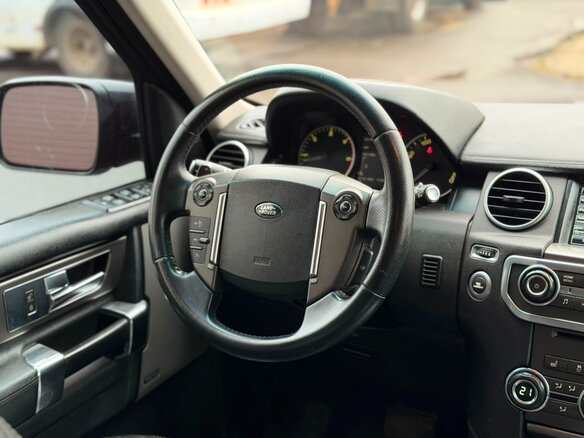 2013 Land Rover Discovery IV Рестайлинг, чёрный, 1695000 рублей - вид 12