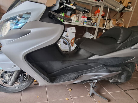 2016 Suzuki Burgman (SkyWave) 400, серый, 325000 рублей, вид 2