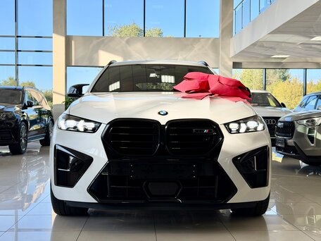 2024 BMW X6 M Competition III (F96) Рестайлинг, белый, 17500000 рублей, вид 3