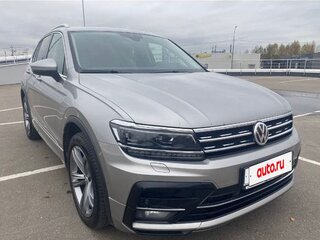 2019 Volkswagen Tiguan II, серебристый, 2175000 рублей, вид 3