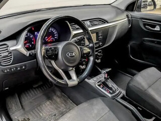 2021 Kia Rio IV Рестайлинг, белый, 1000000 рублей, вид 2