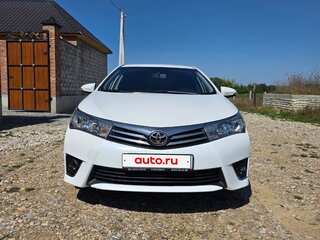 2013 Toyota Corolla XI (E160, E170, E180), белый, 1030000 рублей, вид 2