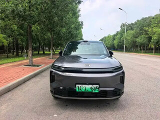 2025 GAC Trumpchi S7 36.3 kWh I, серый, 3750000 рублей, вид 2