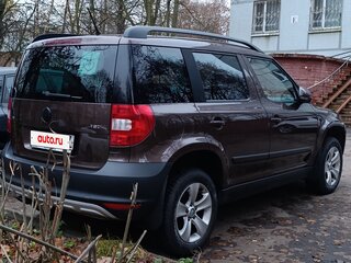 2013 Skoda Yeti I, коричневый, 1390000 рублей, вид 4