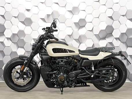 2023 Harley-Davidson Sportster S, белый, 1377000 рублей, вид 4