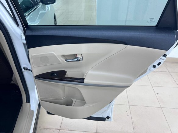 2010 Toyota Venza I, белый - вид 24