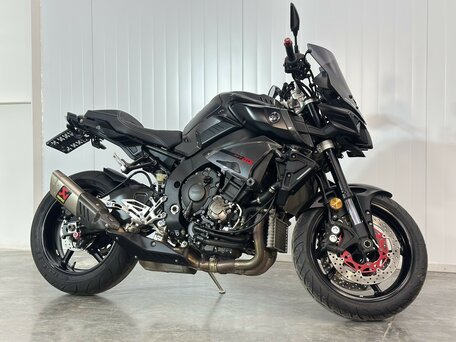 2018 Yamaha MT-10, чёрный, 1099000 рублей, вид 1