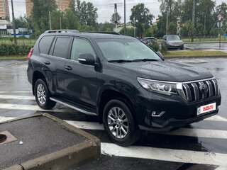 2017 Toyota Land Cruiser Prado 150 Series Рестайлинг 2, чёрный, 4500000 рублей, вид 1