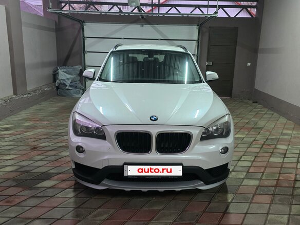 2014 BMW X1 20i I (E84) Рестайлинг, белый, 1550000 рублей