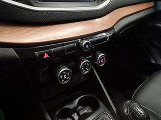 2023 Lada (ВАЗ) Vesta Cross I Рестайлинг (NG), белый, 1099000 рублей, вид 5