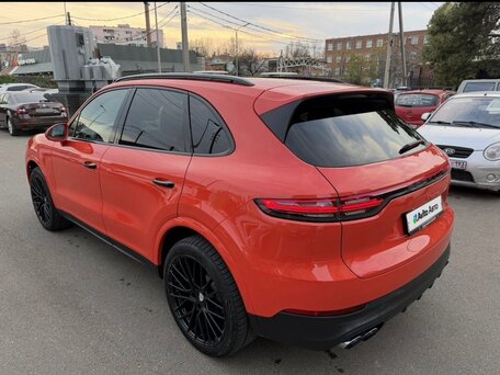 2020 Porsche Cayenne III, оранжевый, 7400000 рублей, вид 4