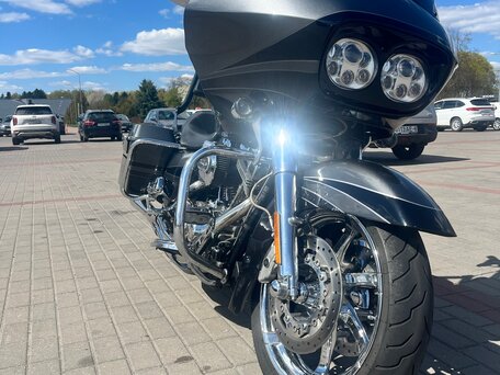 2011 Harley-Davidson CVO Road Glide, серый, 783037 рублей, вид 3