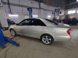 2003 Toyota Camry V (XV30), серебристый, 850000 рублей, вид 4