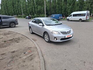 2010 Toyota Corolla X (E140, E150) Рестайлинг, серебристый, 980000 рублей, вид 3