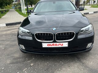 2010 BMW 5 серии 528i VI (F10/F11/F07), чёрный, 1900000 рублей, вид 3