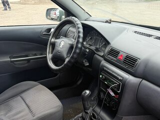 2002 Skoda Octavia I (A4) Рестайлинг, зелёный, 400000 рублей, вид 4