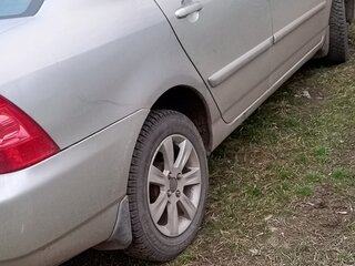 2005 Toyota Corolla IX (E120, E130) Рестайлинг, серебристый, 405000 рублей, вид 1