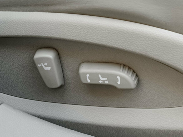 2009 Infiniti FX35 II (S51), белый, 1550000 рублей - вид 30