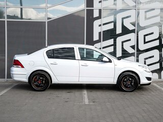 2014 Opel Astra H Рестайлинг, белый, 600000 рублей, вид 5