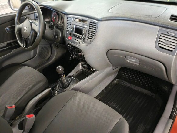 2010 Kia Rio II Рестайлинг, оранжевый - вид 9