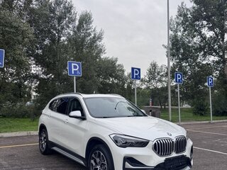 2022 BMW X1 18i sDrive II (F48) Рестайлинг, белый, 2350000 рублей, вид 3
