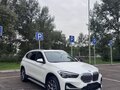 2022 BMW X1 18i sDrive II (F48) Рестайлинг, белый - вид 2