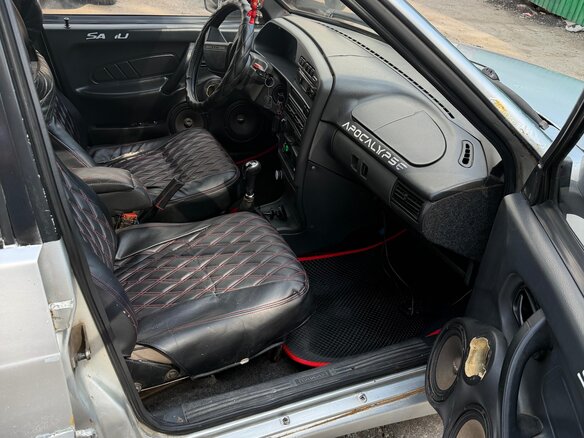 2004 Lada (ВАЗ) 2114, серебристый, 125000 рублей - вид 3