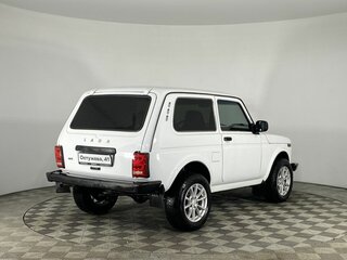2017 Lada (ВАЗ) 2121 (4x4) I Рестайлинг, белый, 580000 рублей, вид 5