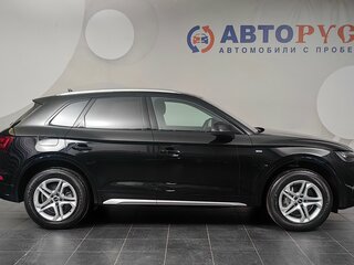 2021 Audi Q5 45 TFSI II (FY) Рестайлинг, чёрный, 3777000 рублей, вид 5