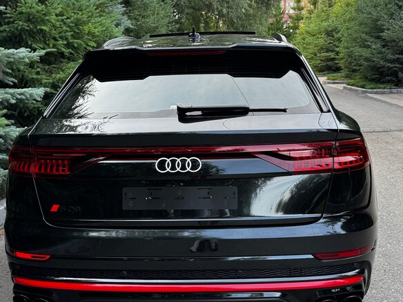2021 Audi Q8 55 TFSI I (4M), чёрный, 8888000 рублей - вид 9