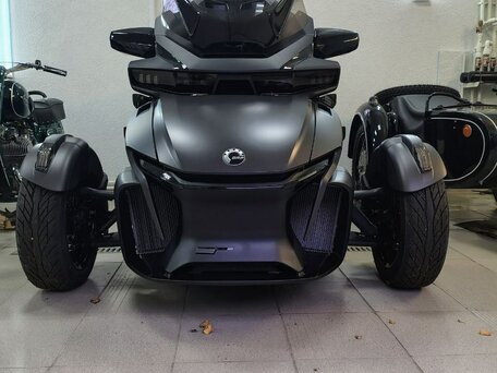 2023 BRP Can-Am Spyder, чёрный, 3800000 рублей, вид 1