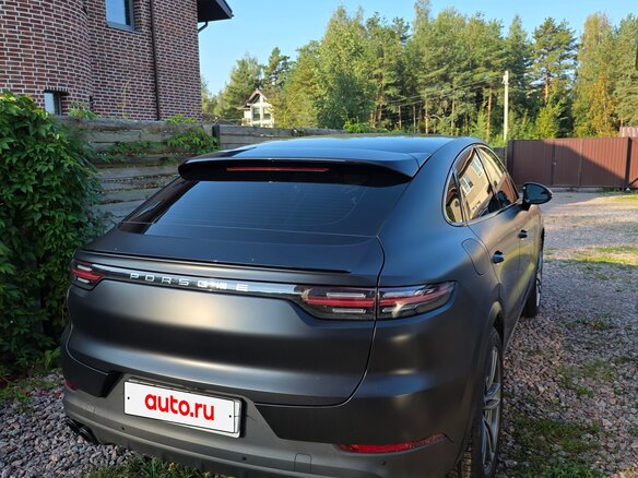 2020 Porsche Cayenne Coupé III, чёрный, 7500000 рублей - вид 2
