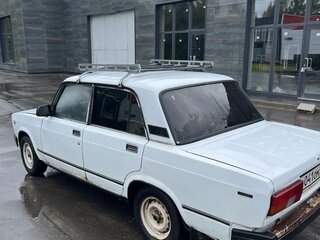 2001 Lada (ВАЗ) 2105, белый, 75000 рублей, вид 4
