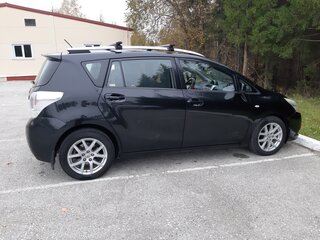 2010 Toyota Verso I, чёрный, 1320000 рублей, вид 3