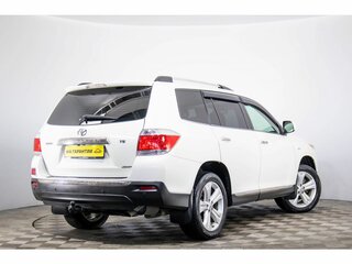 2011 Toyota Highlander II (XU40) Рестайлинг, белый, 1909000 рублей, вид 4