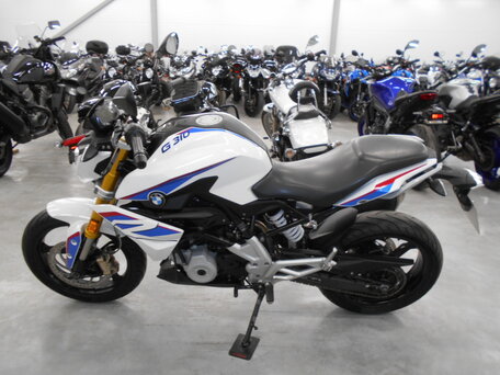 2017 BMW G 310 R, белый, 360000 рублей, вид 5