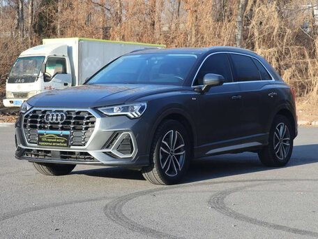 Audi Q3 II (F3)