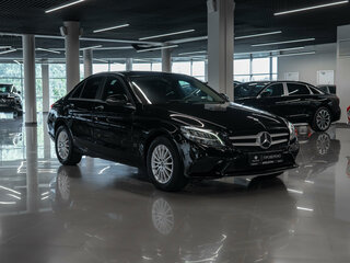 2019 Mercedes-Benz C-Класс 180 IV (W205) Рестайлинг, чёрный, 1790000 рублей, вид 2