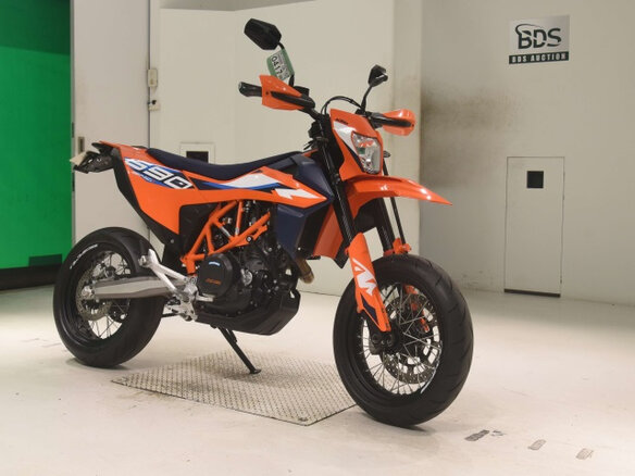2023 KTM 690 SMC R, оранжевый, 1200000 рублей - вид 2