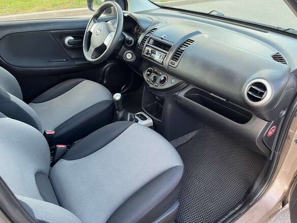 2013 Nissan Note I Рестайлинг, бежевый, 770000 рублей - вид 7