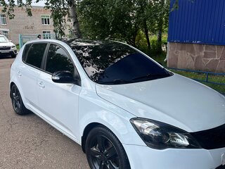 2012 Kia Ceed I Рестайлинг, белый, 549000 рублей, вид 2