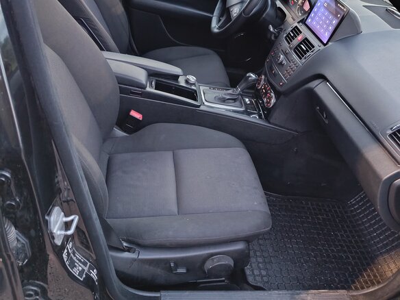 2010 Mercedes-Benz C-Класс 180 BlueEFFICIENCY III (W204), чёрный, 900000 рублей - вид 7