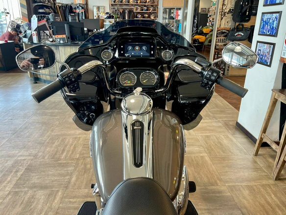 2023 Harley-Davidson Road Glide 3, серый, 4980000 рублей - вид 10