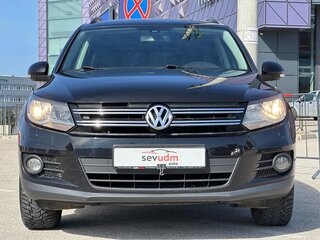 2016 Volkswagen Tiguan Euro 6 I Рестайлинг, чёрный, 1697000 рублей, вид 4