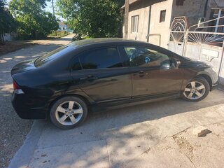 2009 Honda Civic VIII Рестайлинг, чёрный, 780000 рублей, вид 2