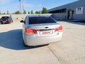 2010 Chevrolet Cruze I, серебристый, 650000 рублей - вид 2