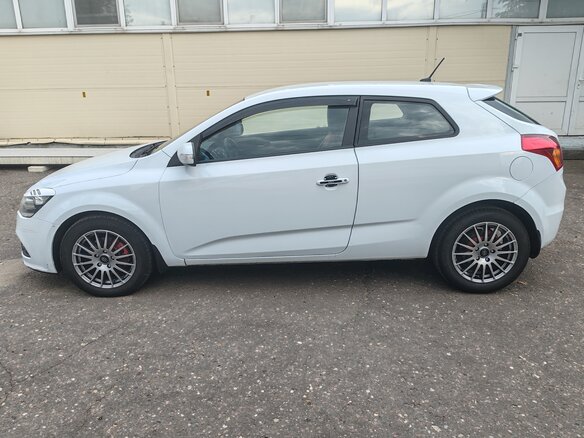 2011 Kia Ceed I Рестайлинг, белый, 685000 рублей - вид 3